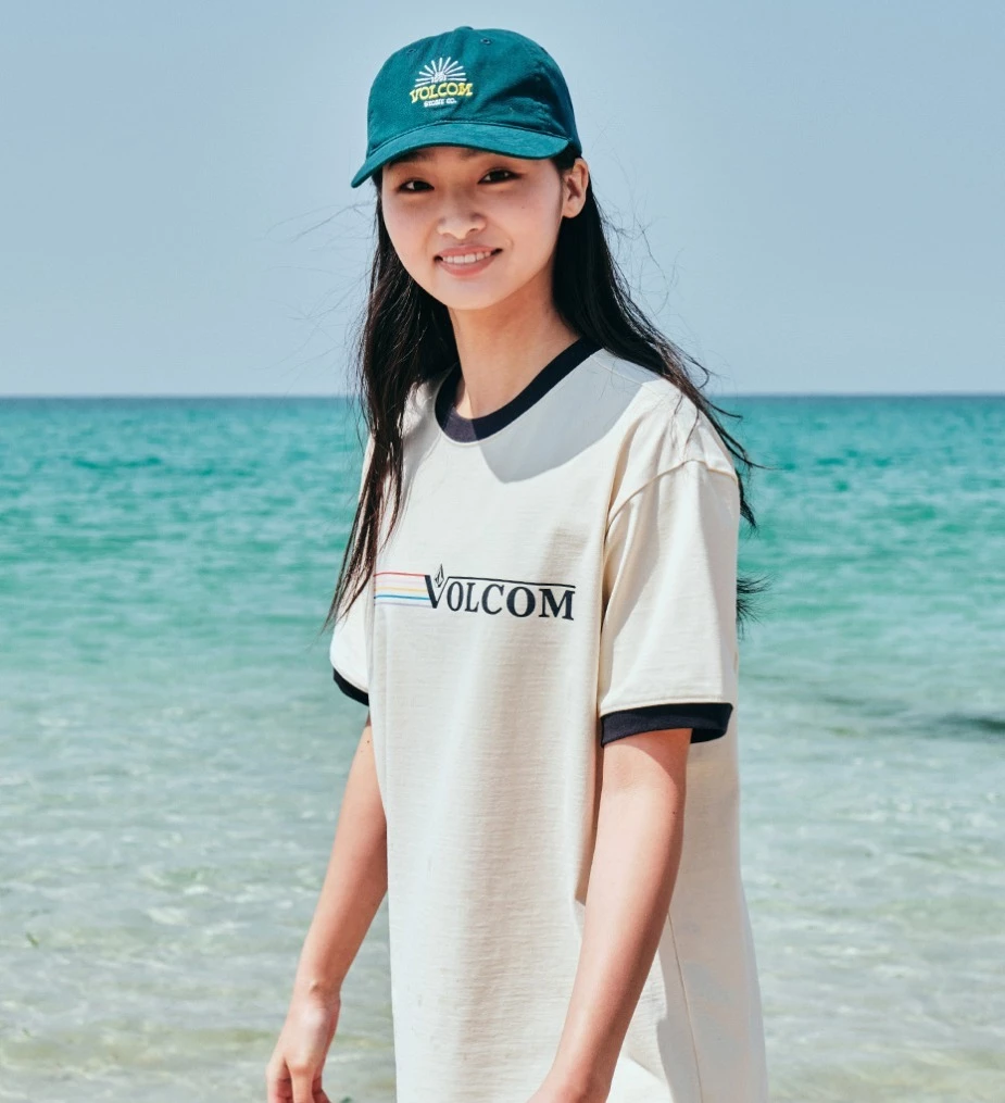 Volcom Unisex Street Style Logo T-Shirts For Women Navy X S 6 Volcom Unisex Street Style Logo T-Shirts For Women Navy X S - Image 4