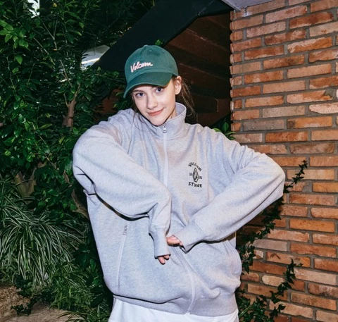 Volcom Unisex Long Sleeves Cotton Logo Sweatshirts For Men Black X M 7 Volcom Unisex Long Sleeves Cotton Logo Sweatshirts For Men Black X M - Image 5