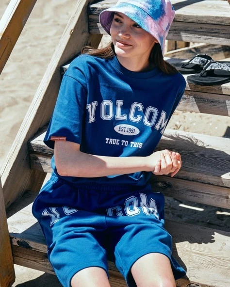 Volcom Unisex Street Style U-Neck Cotton Short Sleeves Logo For Men Black X M 6 Volcom Unisex Street Style U-Neck Cotton Short Sleeves Logo For Men Black X M - Image 4