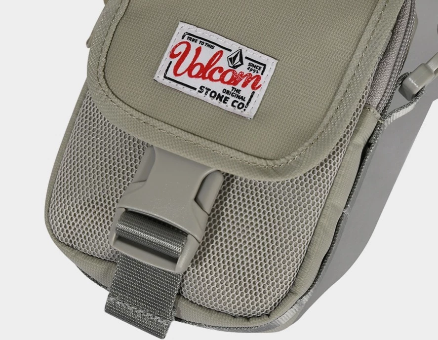 Volcom Unisex Street Style Messenger & Shoulder Bags For Men Red X One Size 7 Volcom Unisex Street Style Messenger & Shoulder Bags For Men Red X One Size - Image 5