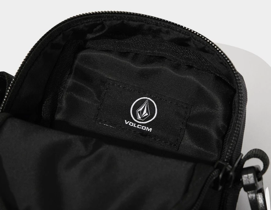 Volcom Unisex Street Style Messenger & Shoulder Bags For Men Red X One Size 21 Volcom Unisex Street Style Messenger & Shoulder Bags For Men Red X One Size - Image 19