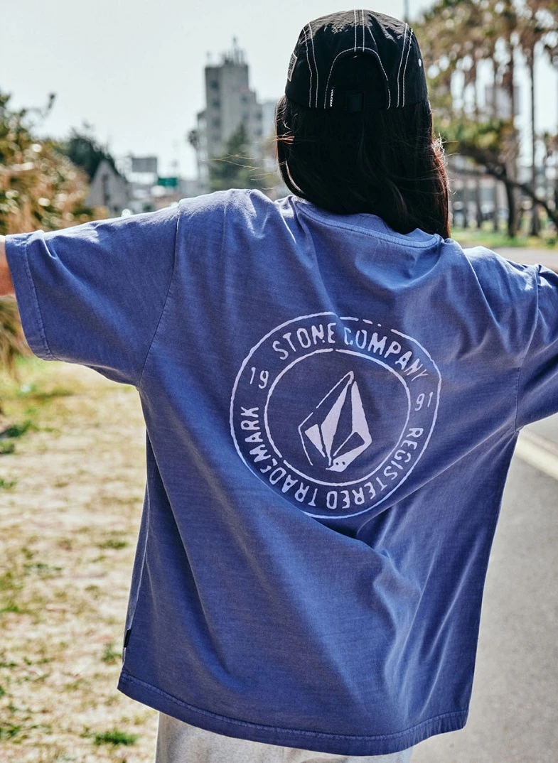 Volcom Unisex Street Style Cotton Short Sleeves Logo T-Shirts For Men Purple X M 6 Volcom Unisex Street Style Cotton Short Sleeves Logo T-Shirts For Men Purple X M - Image 4